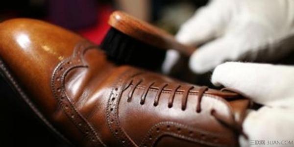 皮鞋的最简单保养方法 皮鞋怎么保养