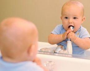 3岁宝宝门牙腐蚀 换牙 孩子一般几岁开始换牙(3)