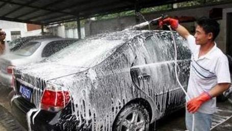 冬天怎么自己洗车 冬天怎么洗车