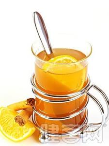 蜂蜜祛斑最有效的方法 喝蜂蜜水最有效的5个时间点