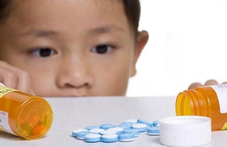 孩子感冒发烧常用药 怎样给孩子正常用药