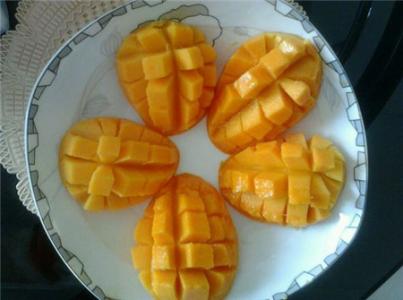 菠萝月经期间可以吃吗 来月经期间可以吃芒果吗