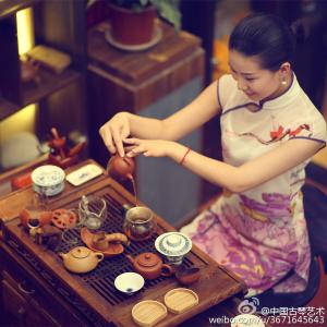民祭龙母有以下的风俗 中国茶祭风俗