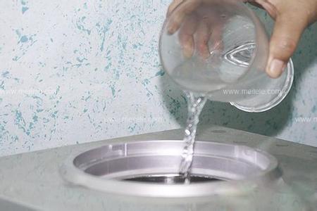白醋清洗饮水机的方法 饮水机的清洗方法