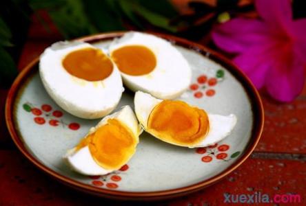 咸鸭蛋的做法 咸鸭蛋怎么制作_咸鸭蛋的4种不同做法