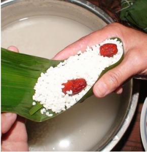 包粽子的方法与步骤图 包粽子的米要泡多久