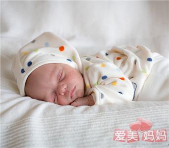 新生宝宝的护理方法 清洁宝宝全方位护理方法