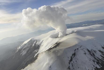 鲁伊斯火山 鲁伊斯火山介绍