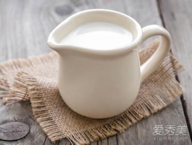 自制牛奶美白面膜 自制美白面膜用什么样的牛奶才有效