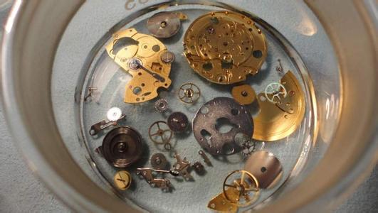 全机械手表怎样保养 机械手表怎样保养