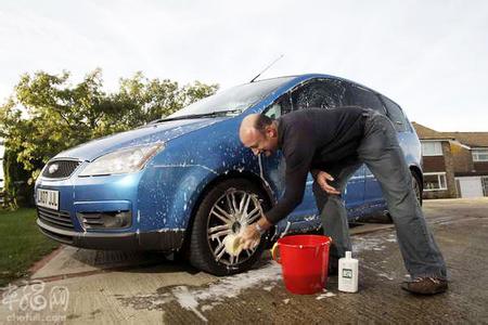 自己洗车怎么洗 自己应该怎么洗车
