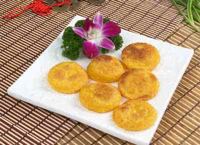 如何做出好吃的南瓜饼 怎么用面粉做出好吃的南瓜饼(2)