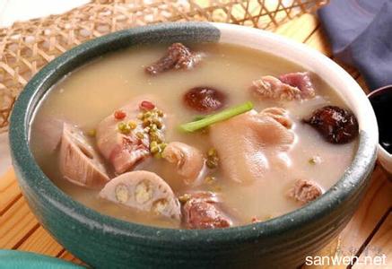 炖猪蹄汤的家常做法 猪蹄汤怎么做才好吃 猪蹄汤的4种家常做法