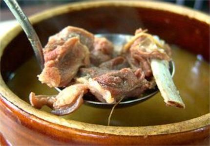 红曲米炖肉的食用方法 炖肉烹饪方法精选