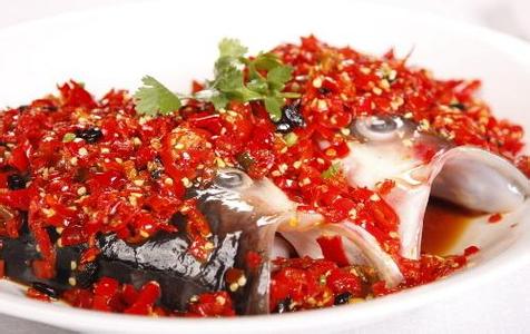 剁椒鱼头制作方法 剁椒鱼头的2种烹饪方法