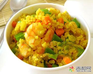 家常蛋炒饭怎么做好吃 家常咖喱炒饭怎么做好吃 咖喱炒饭好吃制作方法步骤