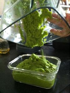 韭菜炒鸡蛋的做法步骤 韭菜花酱怎么做 韭菜花酱的做法步骤