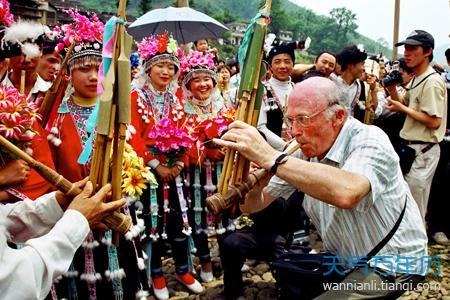 歌婆节哪个民族的节日 芦笙节是哪个民族的节日