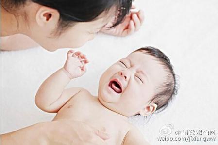 怎样辨别新生婴儿冷热 怎么辨别新生宝宝是否健康