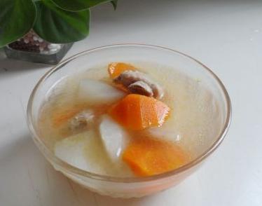 胡萝卜排骨汤的做法 胡萝卜排骨汤的简单做法步骤