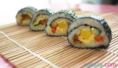 寿司卷的做法 寿司卷怎么做才好吃_寿司卷的4种好吃做法推荐