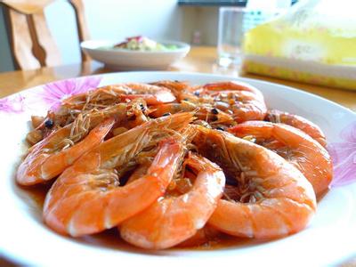 红烧大虾怎么做才好吃 红烧大虾的做法大全