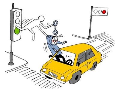 右转弯闯红灯如何处罚 司机误闯右转弯红灯能否免罚