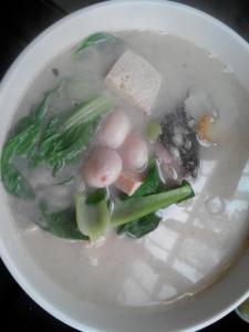 冻豆腐的营养价值 冻豆腐蘑菇汤的做法和营养价值