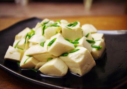 如何做豆腐好吃又简单 豆腐怎么做好吃又简单_如何做豆腐有营养