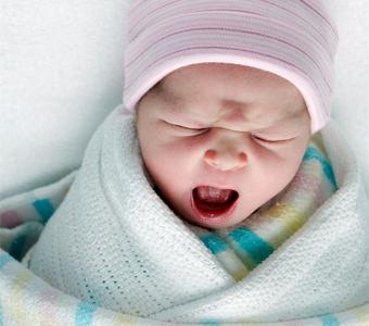 婴儿捂热综合征 婴儿捂热综合征是怎么回事