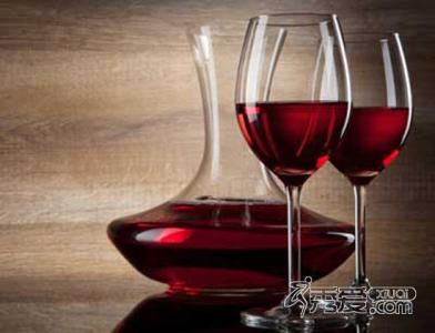 减肥晚上可以喝红酒吗 喝红酒真的能减肥吗