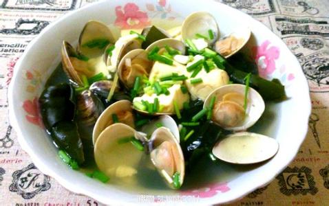 海带炖豆腐的营养价值 豆腐搭配海带 营养又健康