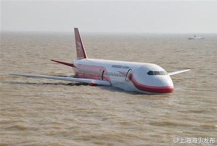 飞机海上迫降 飞机迫降海上如何救生