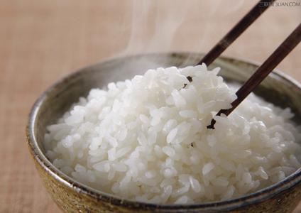电饭锅怎样蒸米饭好吃 怎样蒸大米饭好吃