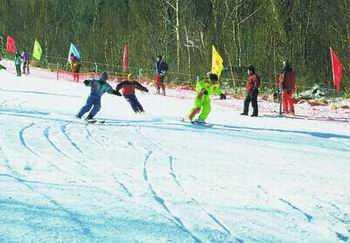 牡丹峰滑雪游乐场 黑龙江横道滑雪游乐场