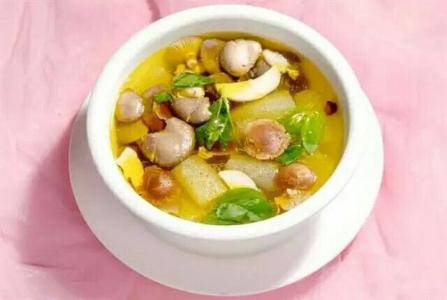 家常菌菇汤怎么做好吃 菌菇汤的做法有哪些 家常菌菇汤怎么做好吃