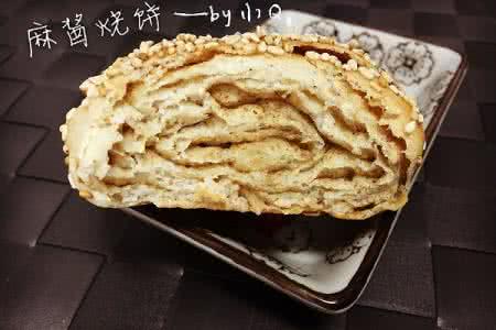 芝麻烧饼的做法 芝麻烧饼的简易做法 北京特色芝麻烧饼的制作方法