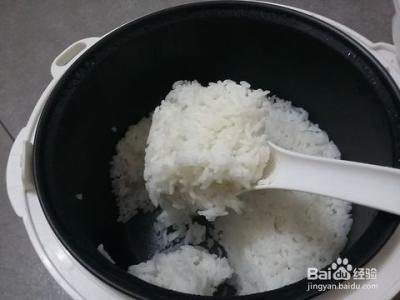 电饭锅煮饭不熟 电饭锅煮饭不熟怎么办呢