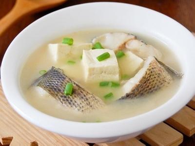 鱼汤怎么做最有营养 鱼汤的做法大全