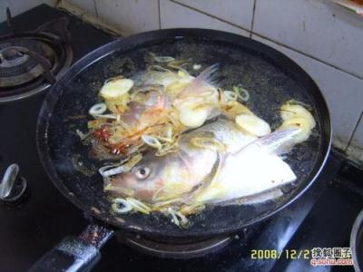 鲢鱼头的做法 烹饪鲢鱼头的做法