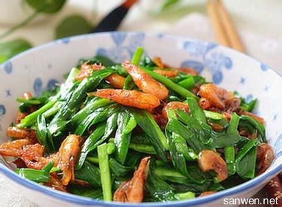 大虾的家常做法 怎么做好吃的韭菜炒大虾 韭菜炒大虾的家常做法