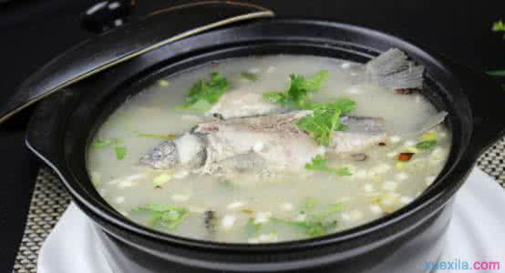 清炖鱼的家常做法 清炖鱼的菜谱