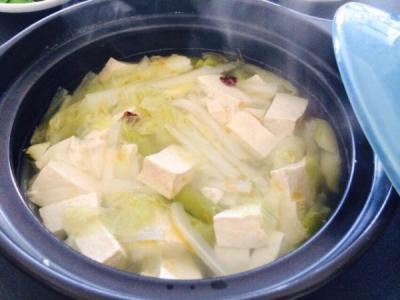 砂锅白菜冻豆腐 砂锅白菜豆腐的做法大全 砂锅白菜冻豆腐怎么做好吃