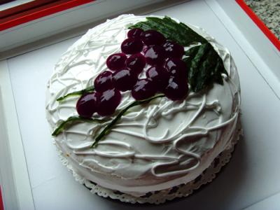 果酱生日蛋糕的做法 蓝莓果酱生日蛋糕该怎么做_蓝莓果酱生日蛋糕的做法
