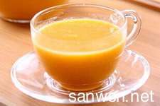玉米面饼最简单做法 玉米胡萝卜汁怎么制作 玉米胡萝卜汁的简单做法