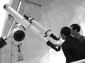 如何选购天文望远镜 如何挑选望远镜_望远镜的选购技巧