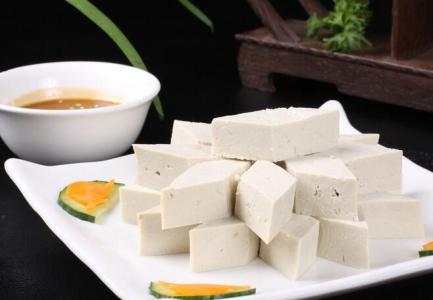 豆腐的功效和营养价值 豆腐的营养功效和购买保存