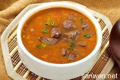 炖牛肉汤的家常做法 牛肉汤的4种家常做法