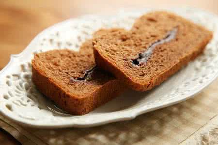 用面包机做巧克力面包 面包机巧克力面包的做法