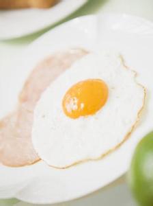 香椿炒鸡蛋的做法 29种鸡蛋的做法(3)